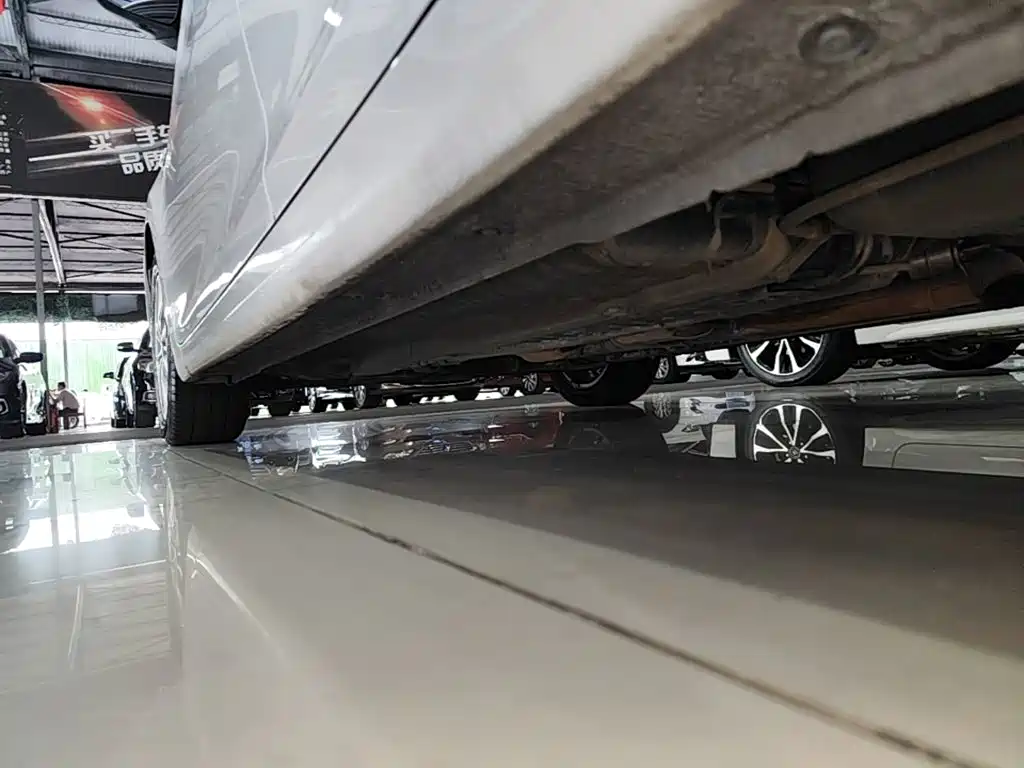 Hyundai Elantra Langdong — миниатюра 22