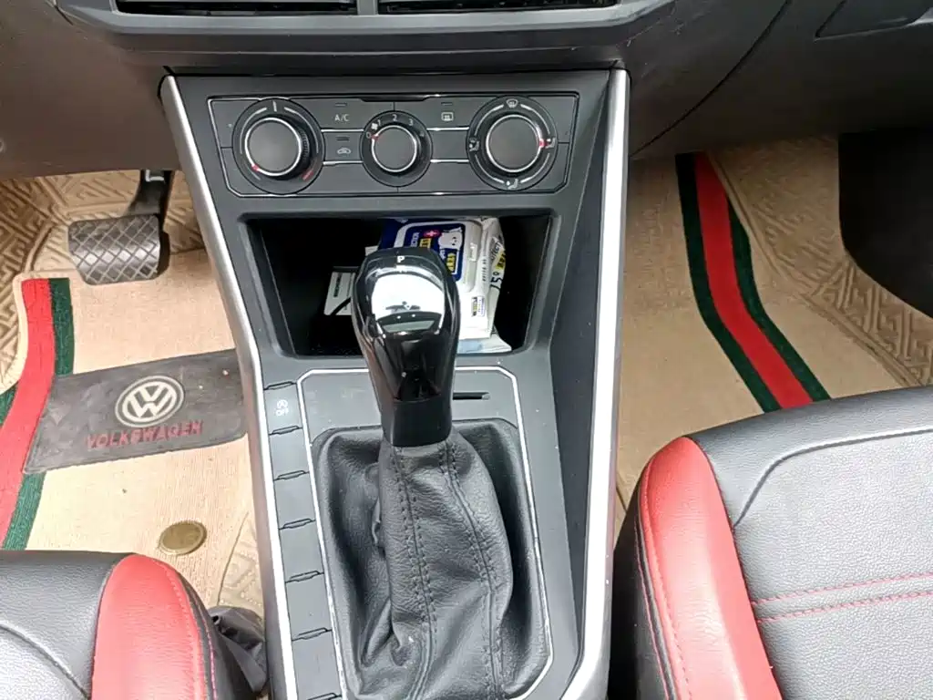 Volkswagen Polo — миниатюра 14