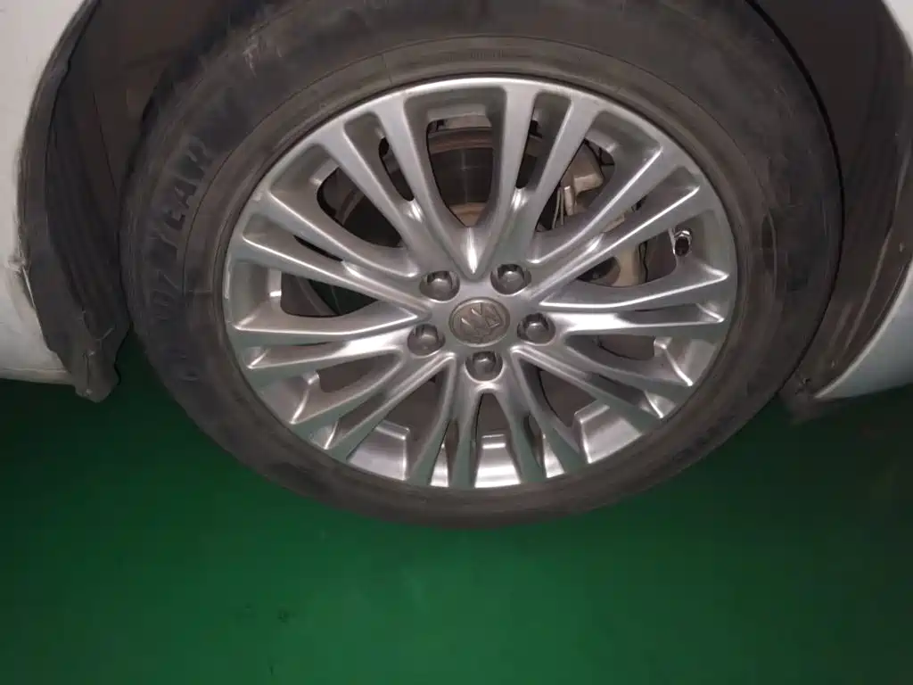 Buick Excelle — миниатюра 8