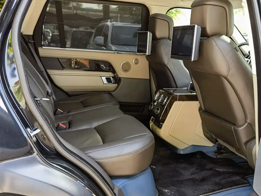 Land Rover Range Rover — миниатюра 12