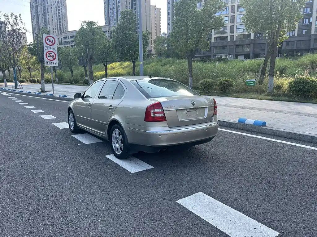 Skoda Octavia — миниатюра 4
