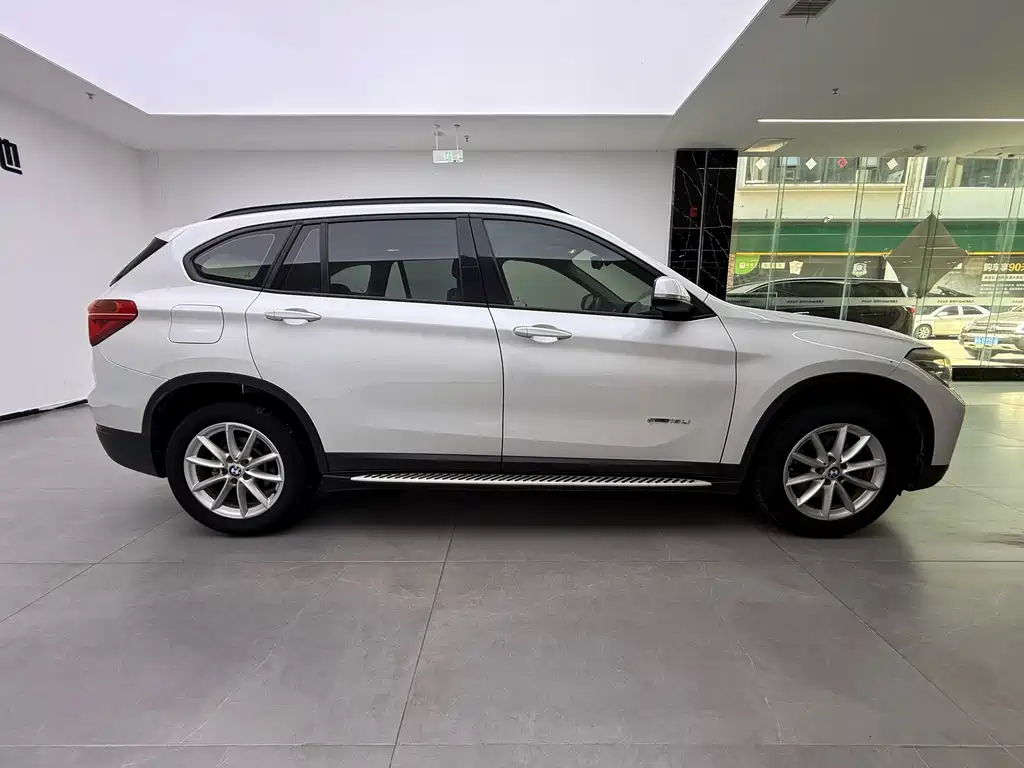 BMW X1 — миниатюра 11
