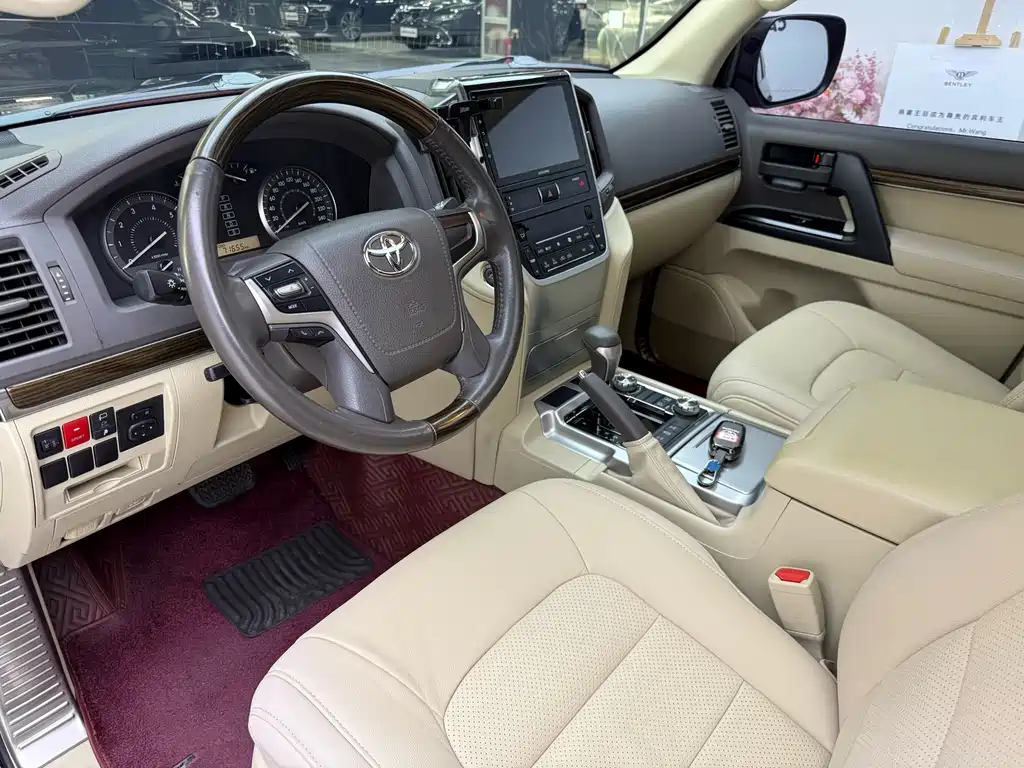 Toyota Land Cruiser — миниатюра 18