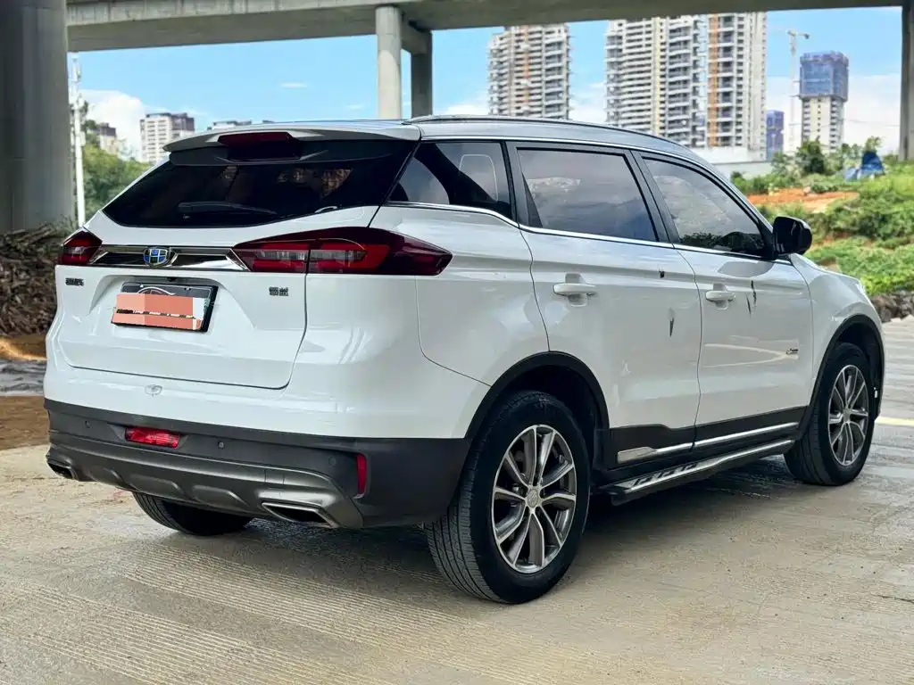 Geely Boyue — миниатюра 4