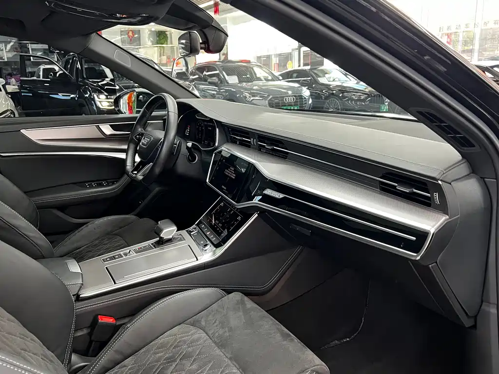Audi A6L — миниатюра 25