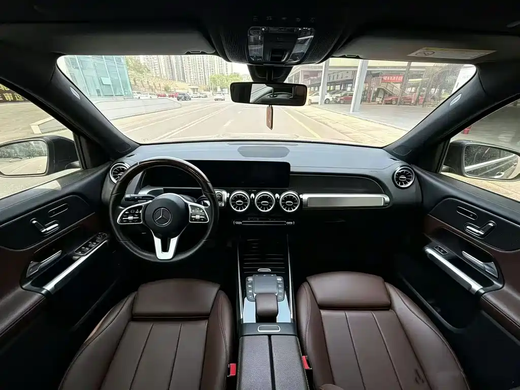 Mercedes-Benz GLB — миниатюра 5
