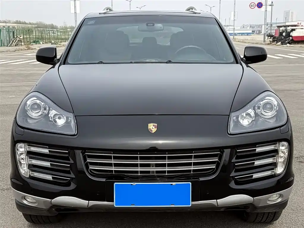 Porsche Cayenne 2010