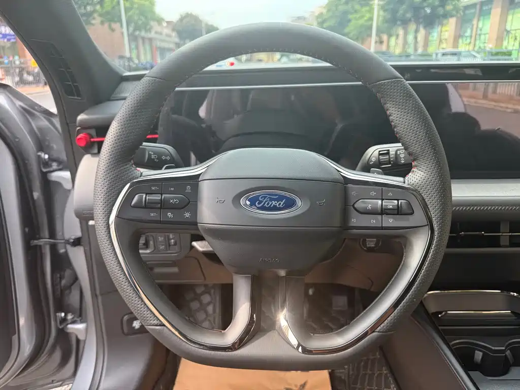 Ford Mondeo — миниатюра 12