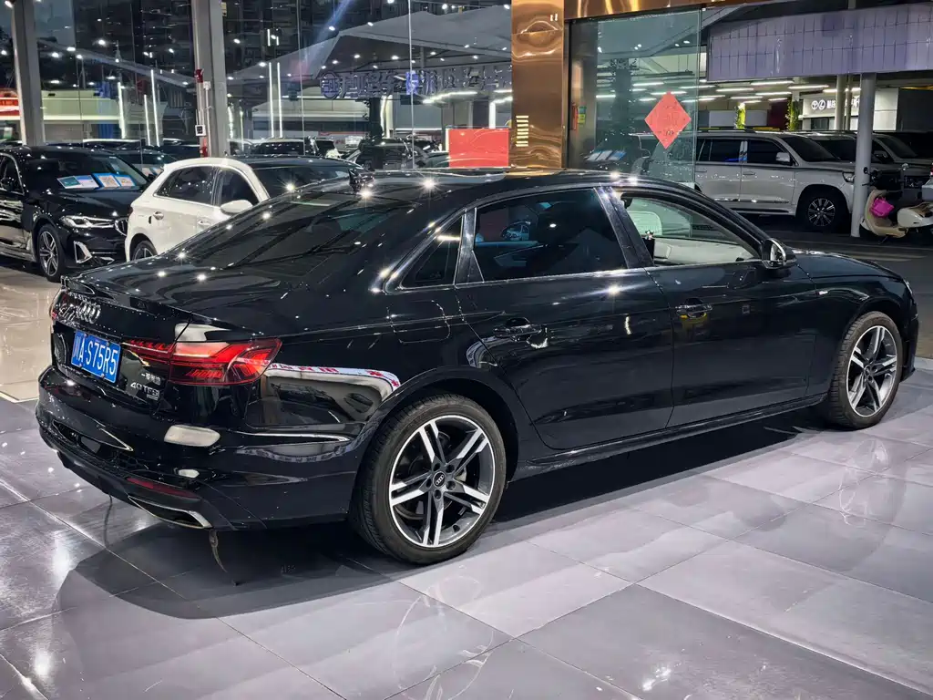 Audi A4L — миниатюра 12