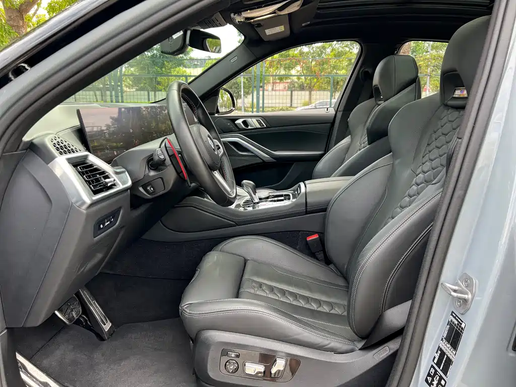 BMW X6 M — миниатюра 10