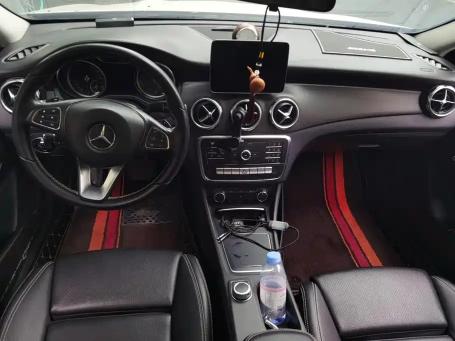 Mercedes-Benz GLA — миниатюра 12