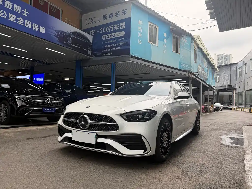 Mercedes-Benz C-Class 2025