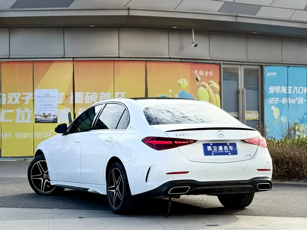 MERCEDES-BENZ C CLASS