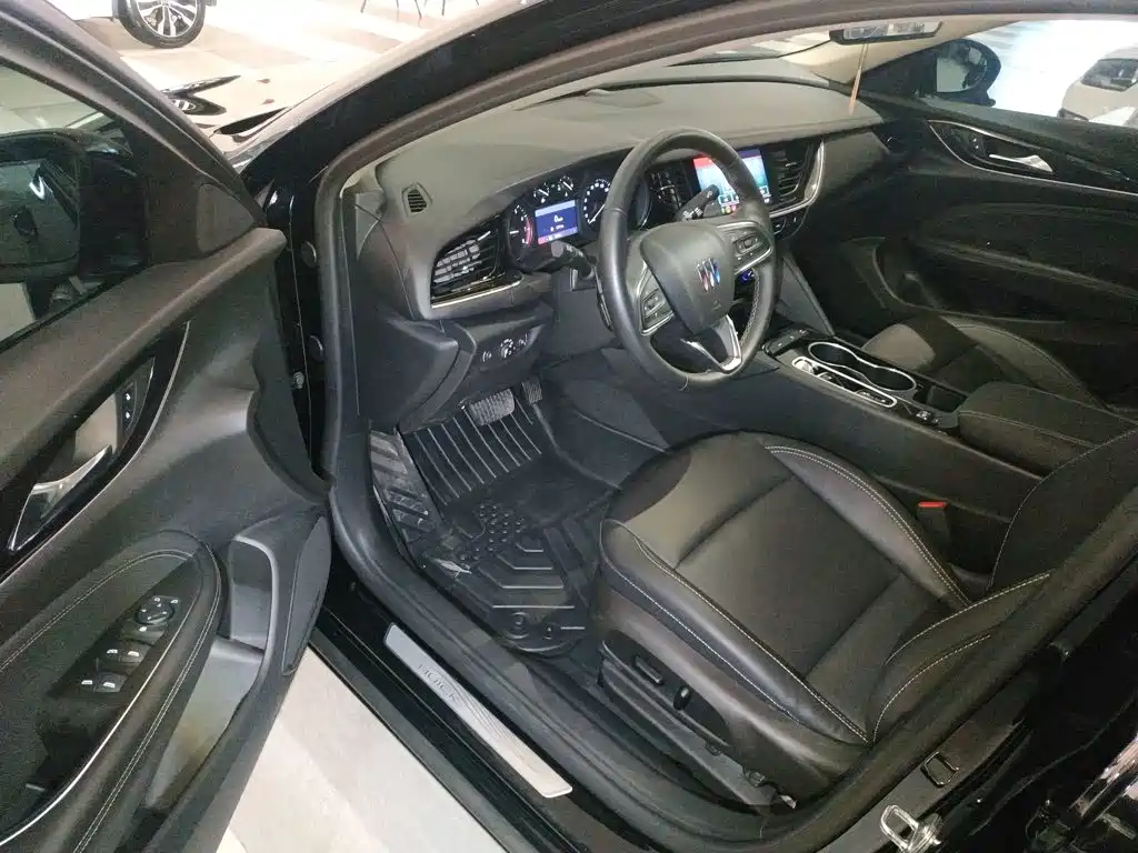 Buick Regal — миниатюра 16