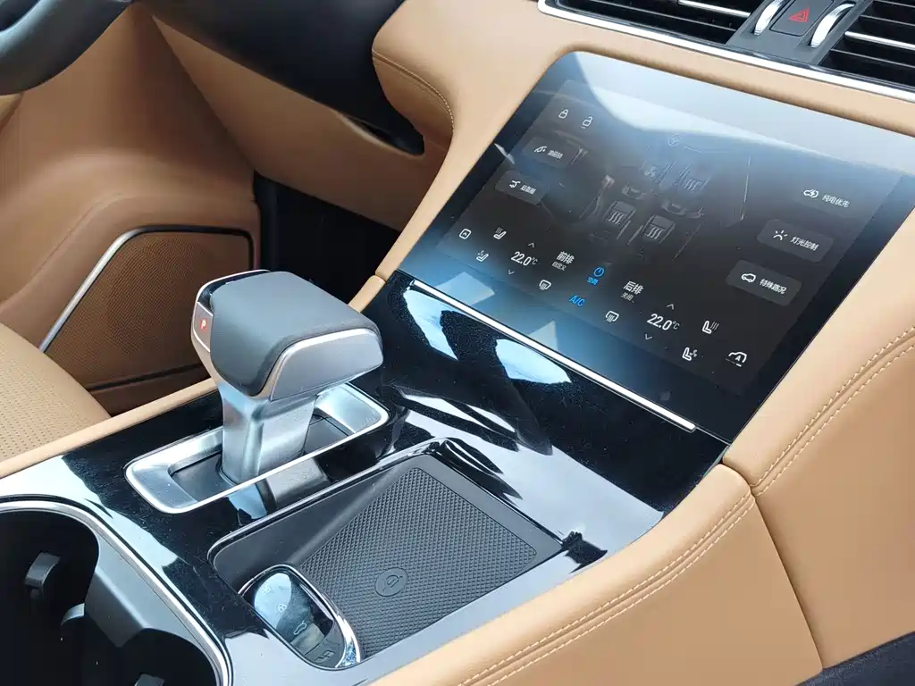 Li Auto Li ONE — миниатюра 11