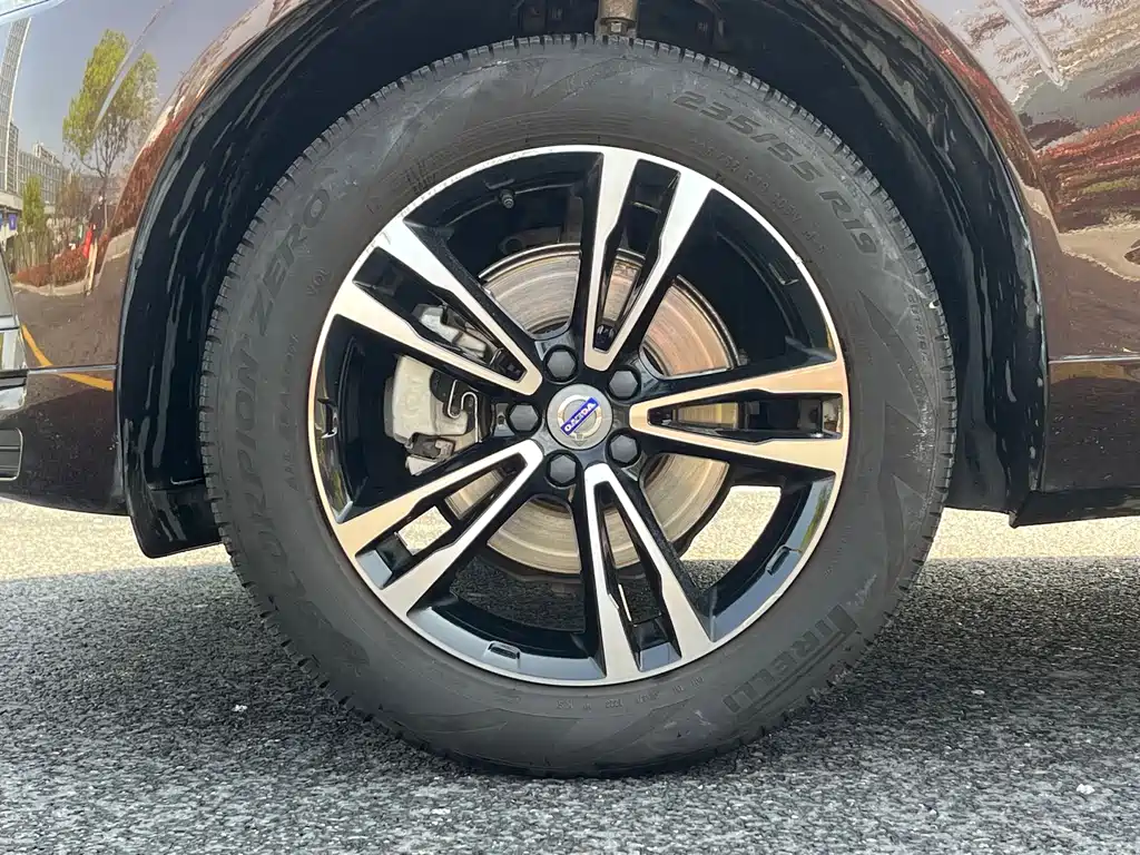 Volvo XC60 — миниатюра 22