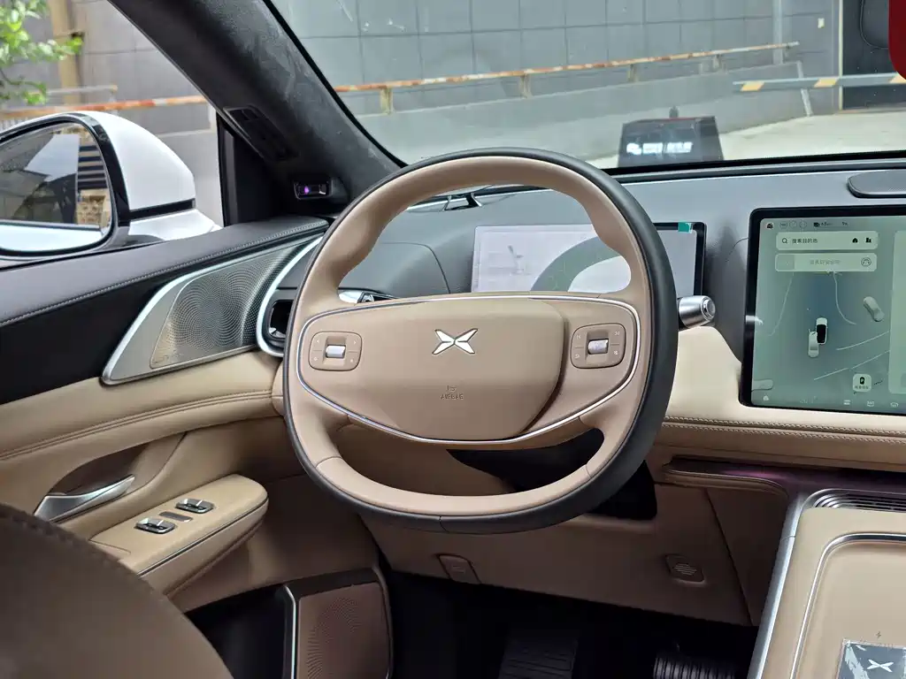 XPeng G9 — миниатюра 11