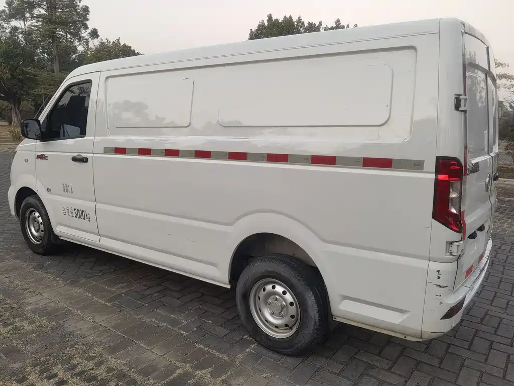 DONGFENG YUFENG EM26