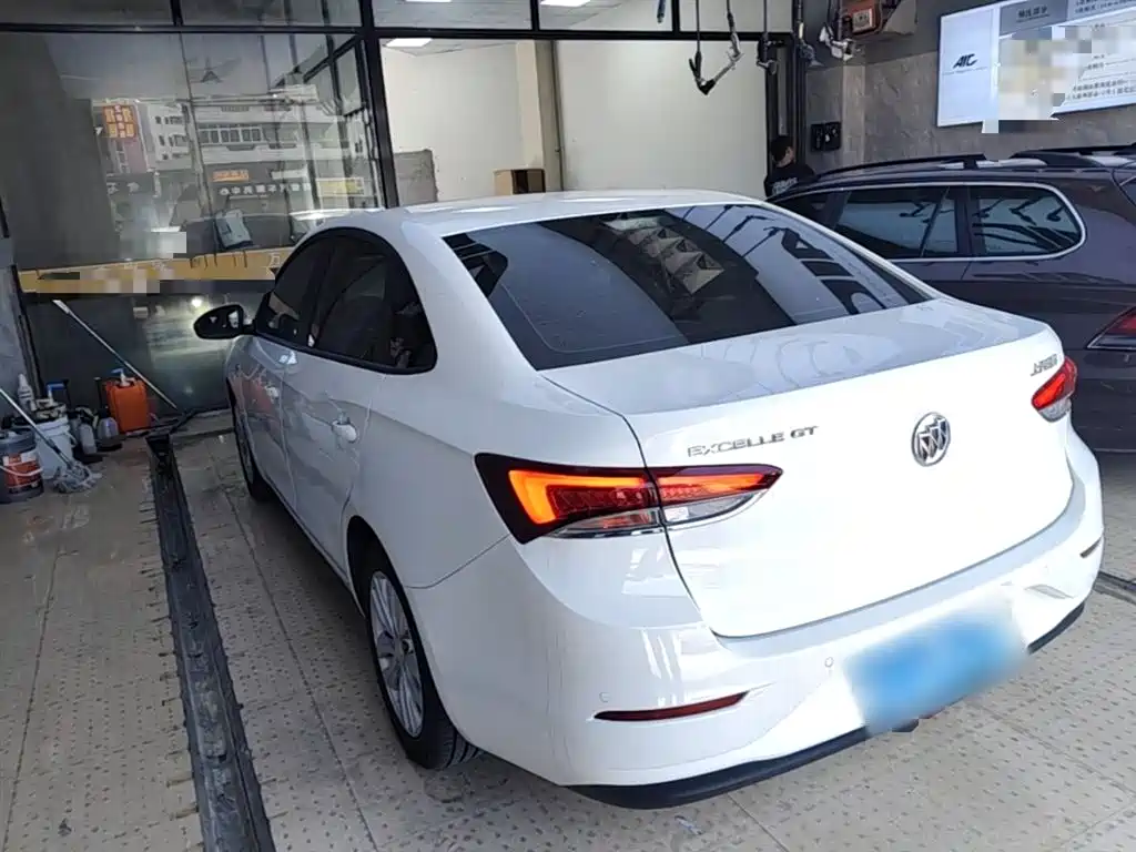 Buick Excelle 2021 1.5L AT