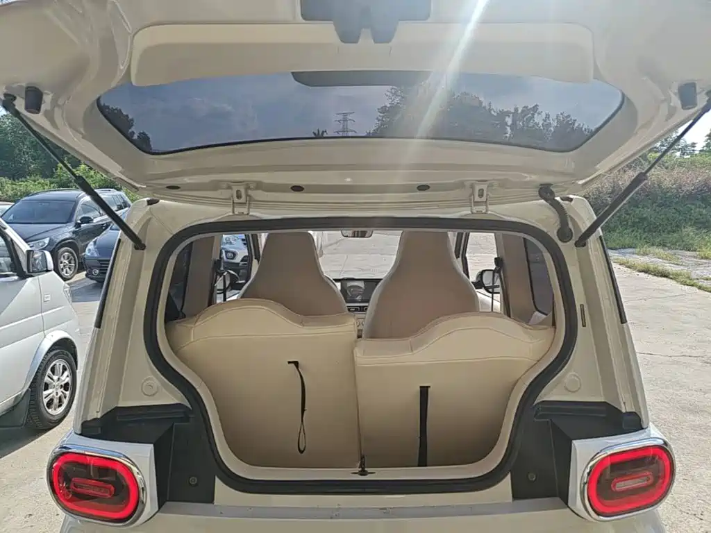 Wuling MINIEV — миниатюра 19