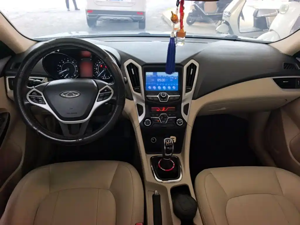 Chery Arrizo 7 — миниатюра 10