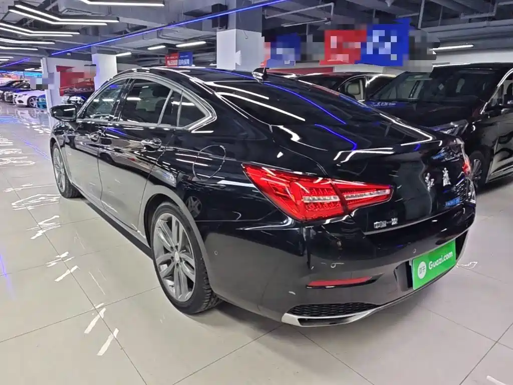 Hongqi Hongqi H5 — миниатюра 5