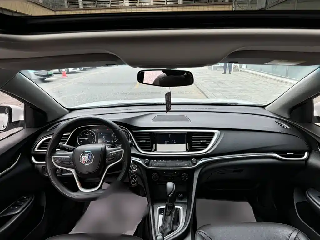 Buick Excelle — миниатюра 9