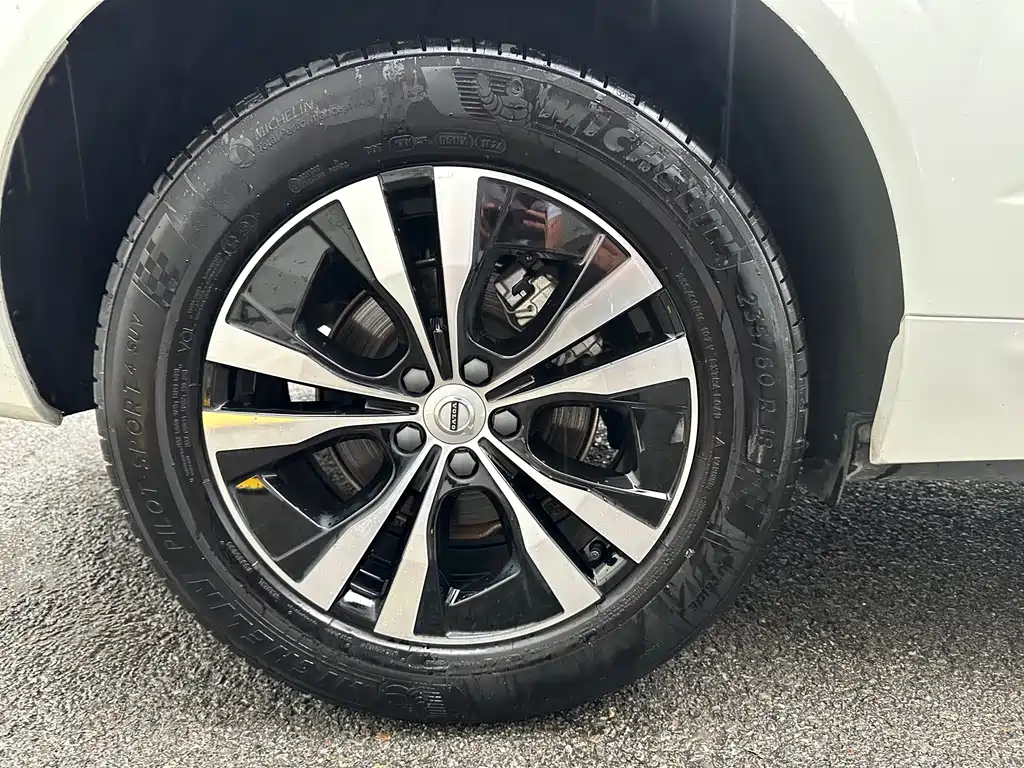 Volvo XC60 — миниатюра 20