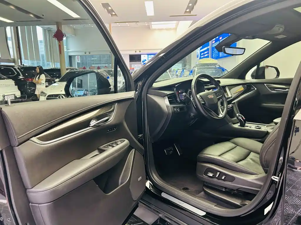 Cadillac XT6 — миниатюра 20