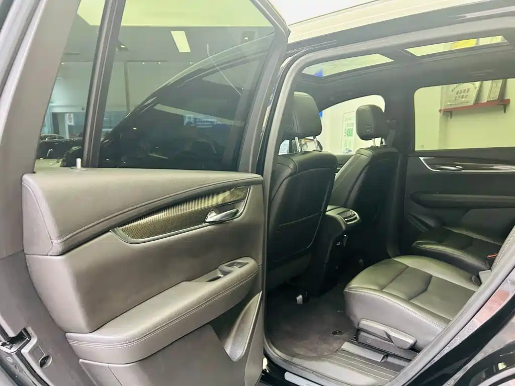 Cadillac XT6 — миниатюра 23