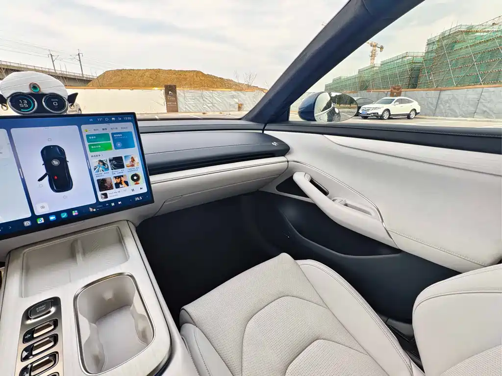 XIAOMI CAR XIAOMI SU7