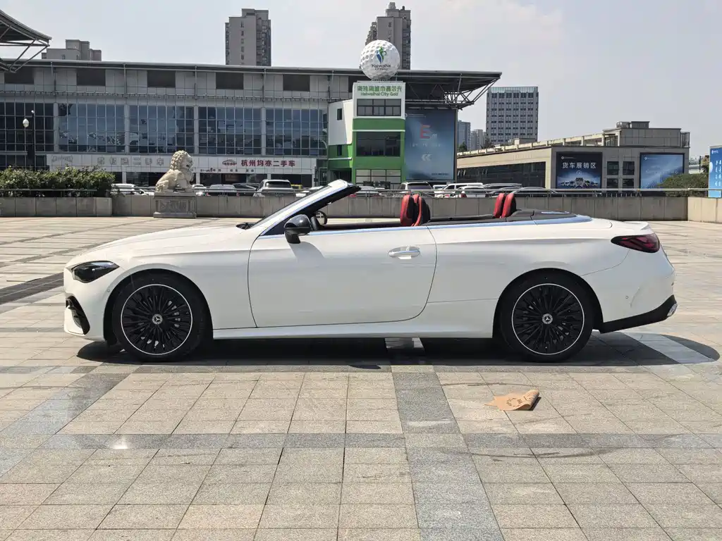 Mercedes-Benz CLE — миниатюра 10