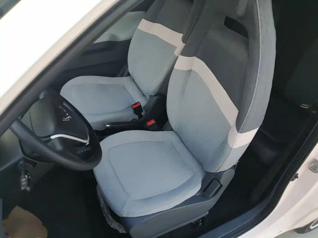 Wuling MINIEV — миниатюра 15