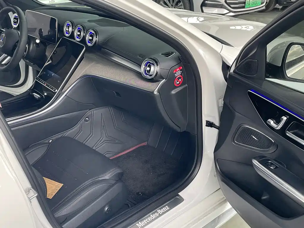 Mercedes-Benz C-Class New Energy — миниатюра 8