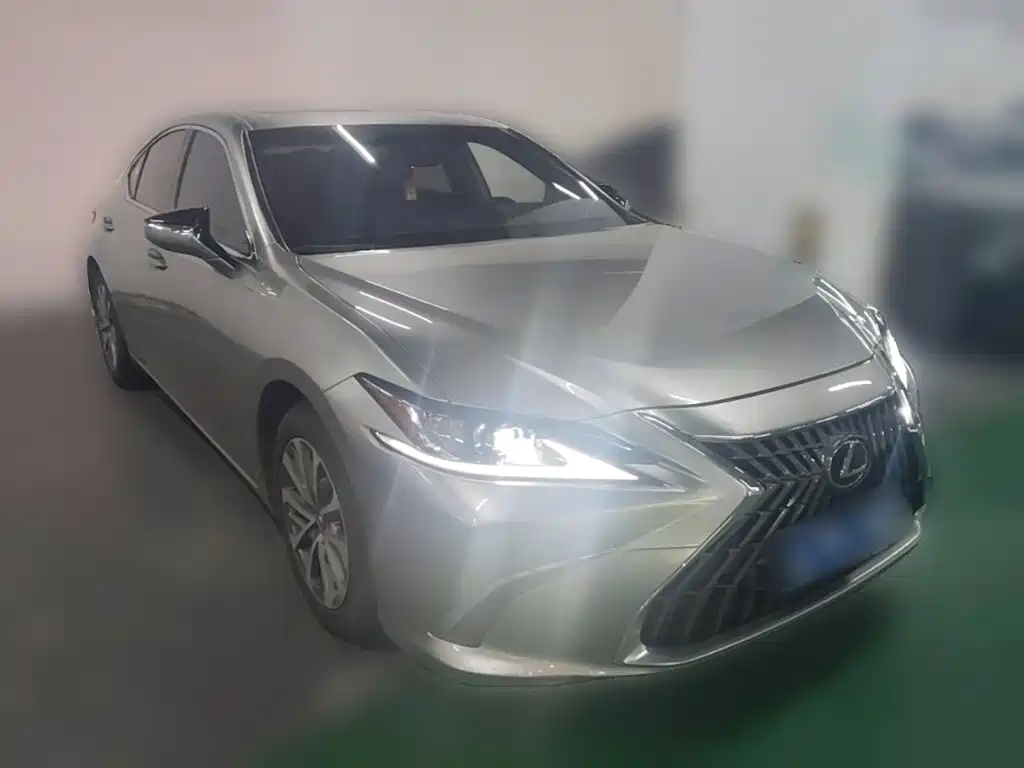 Lexus ES — миниатюра 24