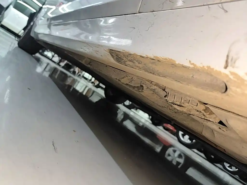 BMW 5 Series — миниатюра 21