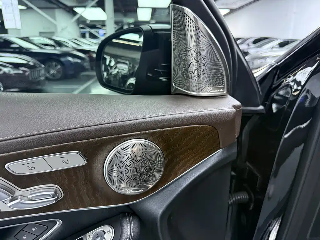 Mercedes-Benz GLC — миниатюра 5