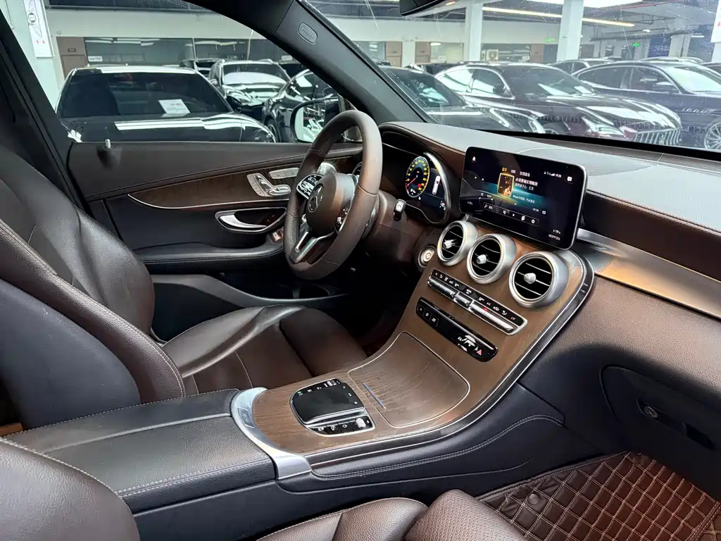 Mercedes-Benz GLC — миниатюра 18