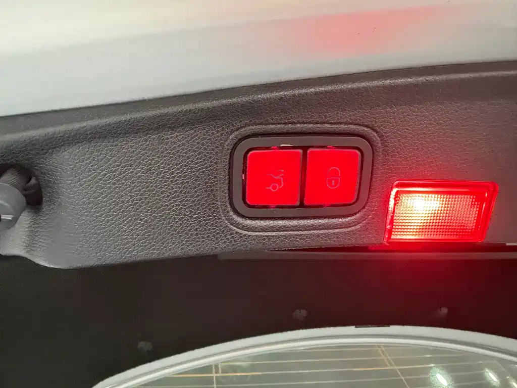 MERCEDES-BENZ C CLASS AMG