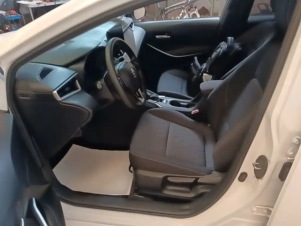 Toyota Corolla — миниатюра 15