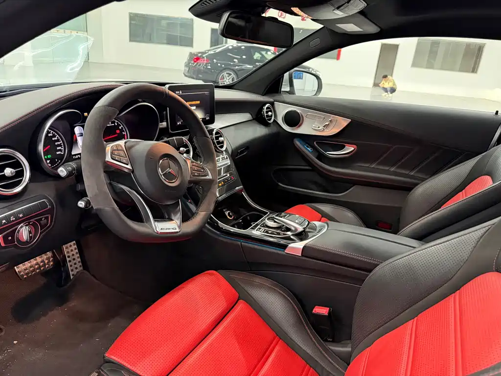 MERCEDES-BENZ C CLASS AMG