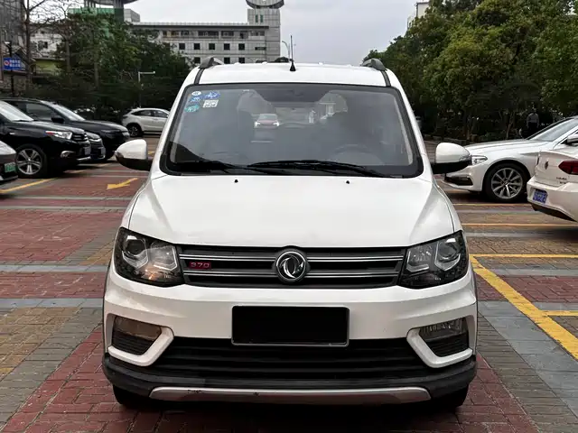 Dongfeng Fengon Fengon 370
