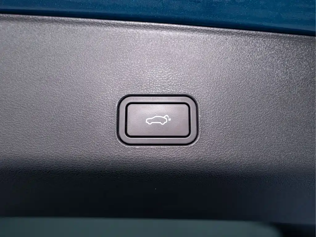 Geely Xingyue L — миниатюра 24