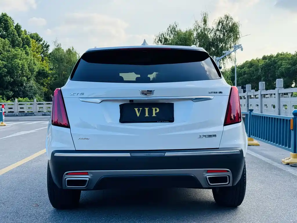 Cadillac XT5 — миниатюра 5