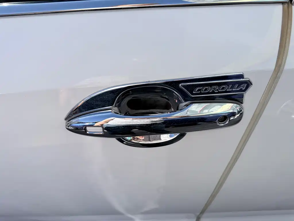 Toyota Corolla — миниатюра 7