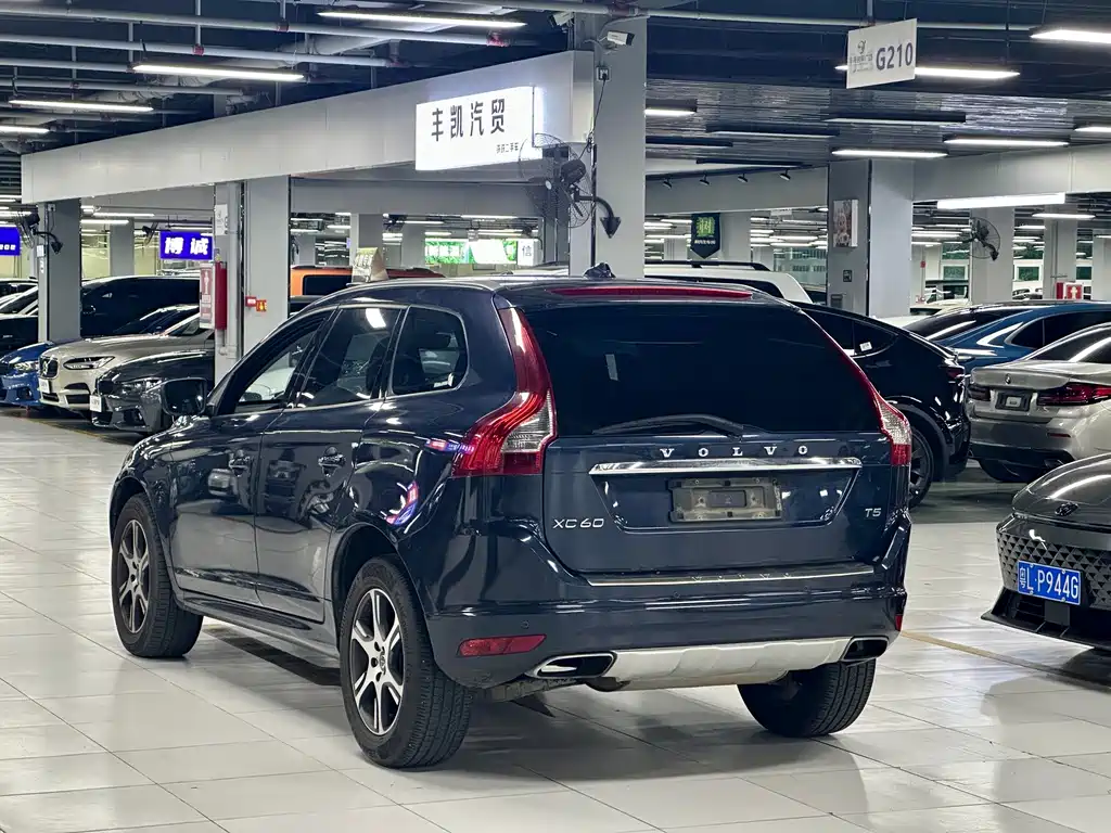 Volvo XC60 (Import) — миниатюра 12