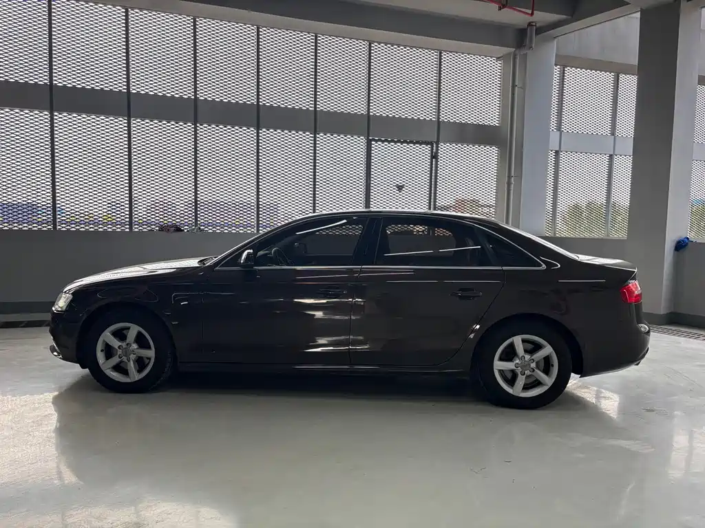 Audi A4L — миниатюра 16