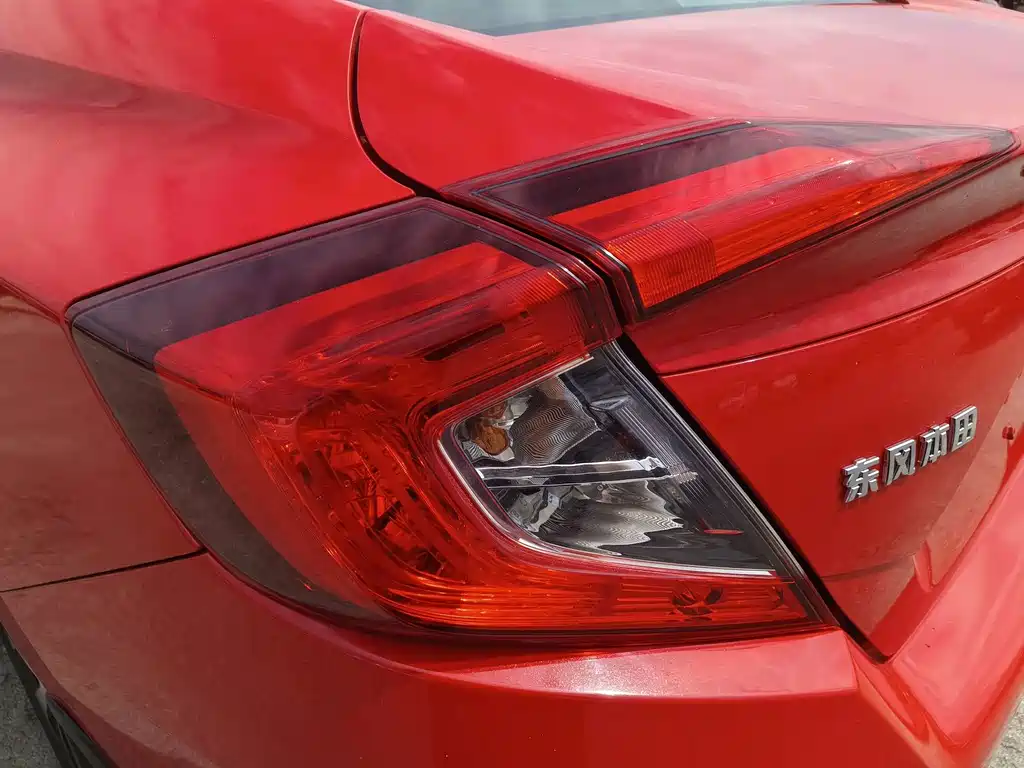 Honda Civic — миниатюра 14