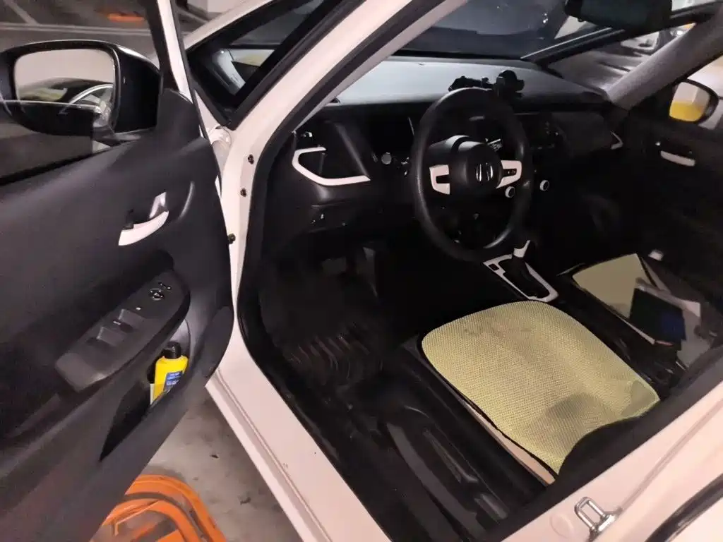 Honda Fit — миниатюра 14