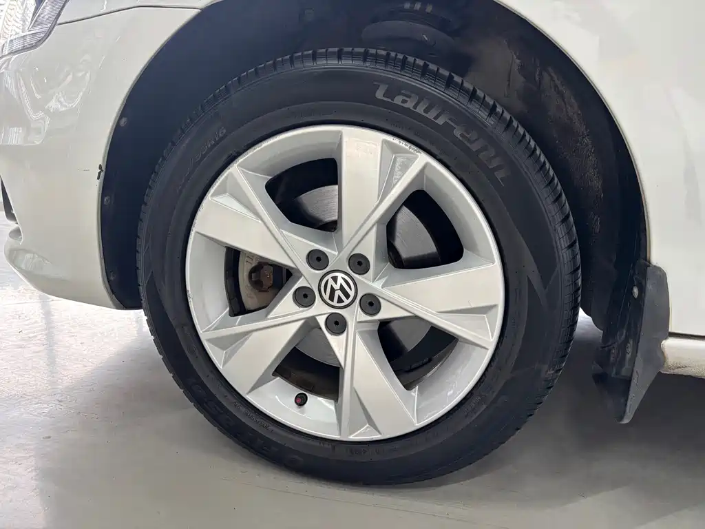 Volkswagen Bora — миниатюра 9